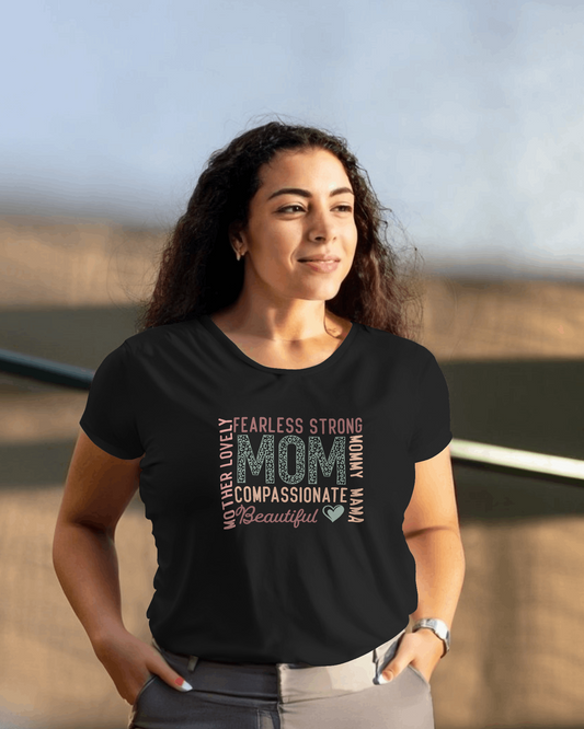Fearless Strong Mom | Women's Classic Crew T-Shirt | Moms To Be
