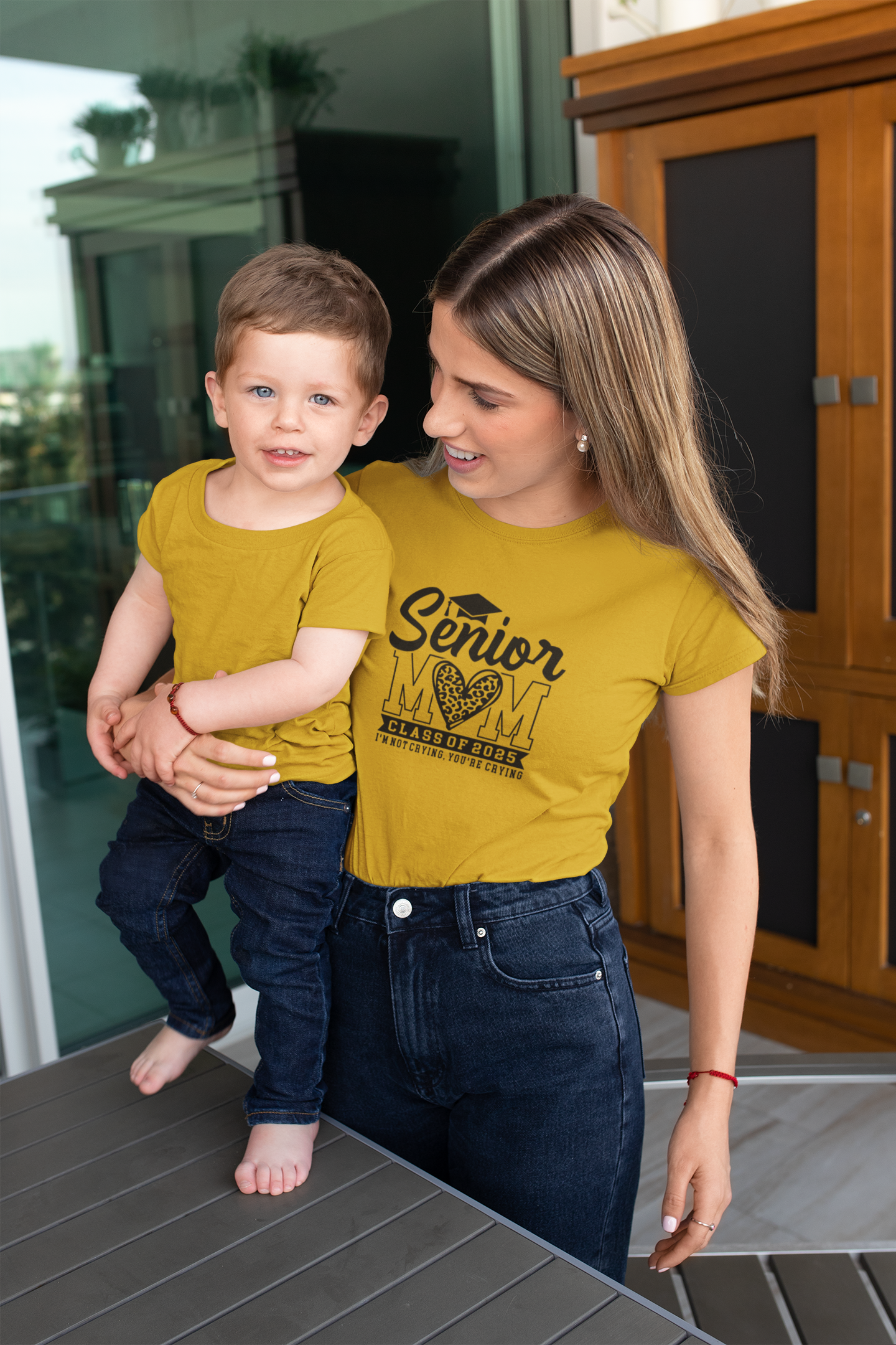 Senior Mom | Women's Classic Crew T-Shirt | Moms To Be